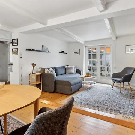 Zezilie - 500m From The Sea By Interhome