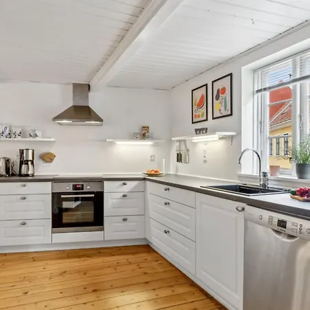 Zezilie - 500m From The Sea By Interhome *